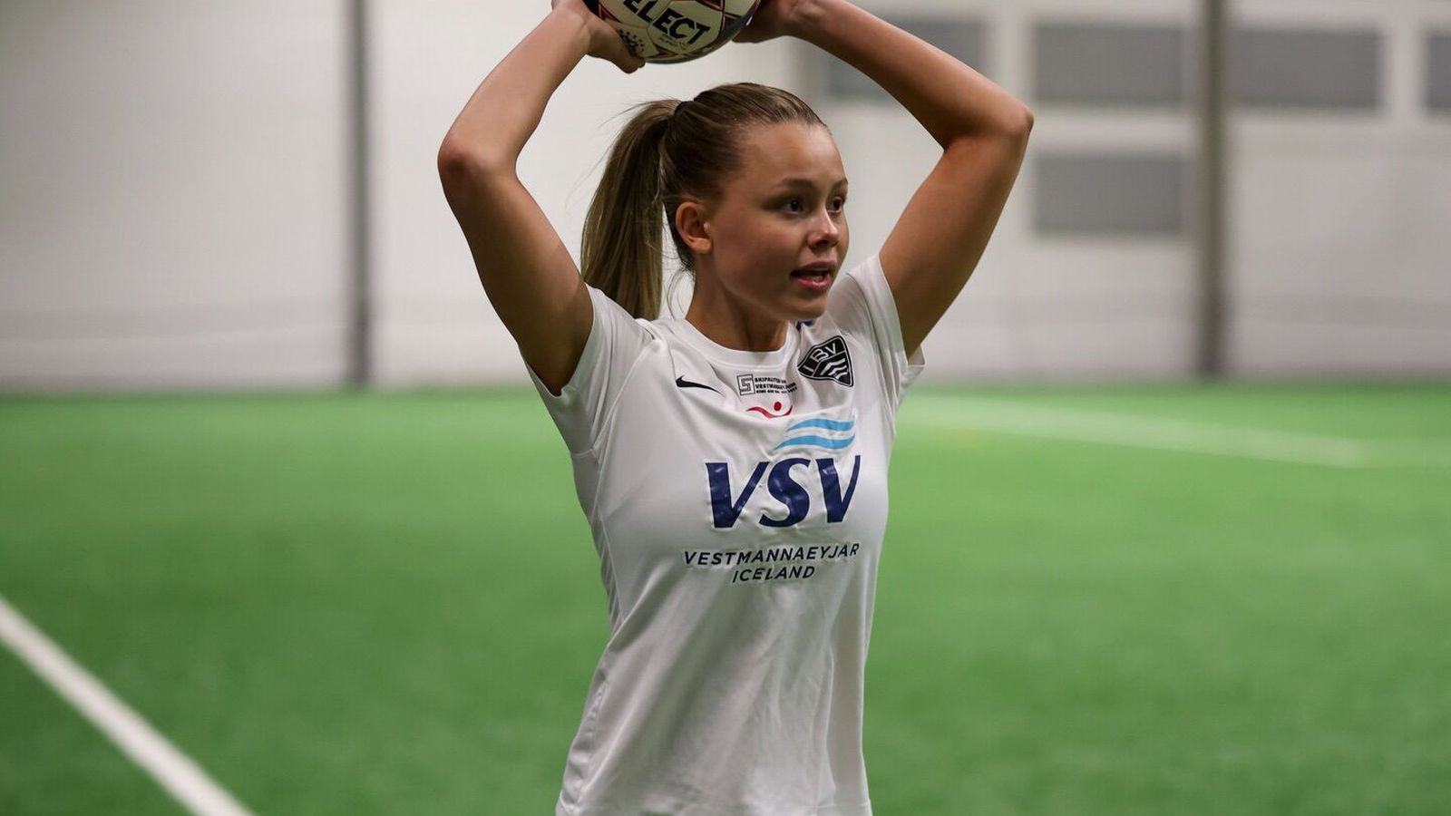 Fram - ÍBV | Ný­liðarnir mæta til leiks