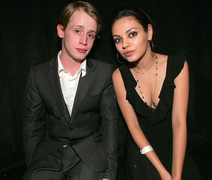 Macaulay Culkin og Mila Kunis eru hætt saman eftir átta ára samband.