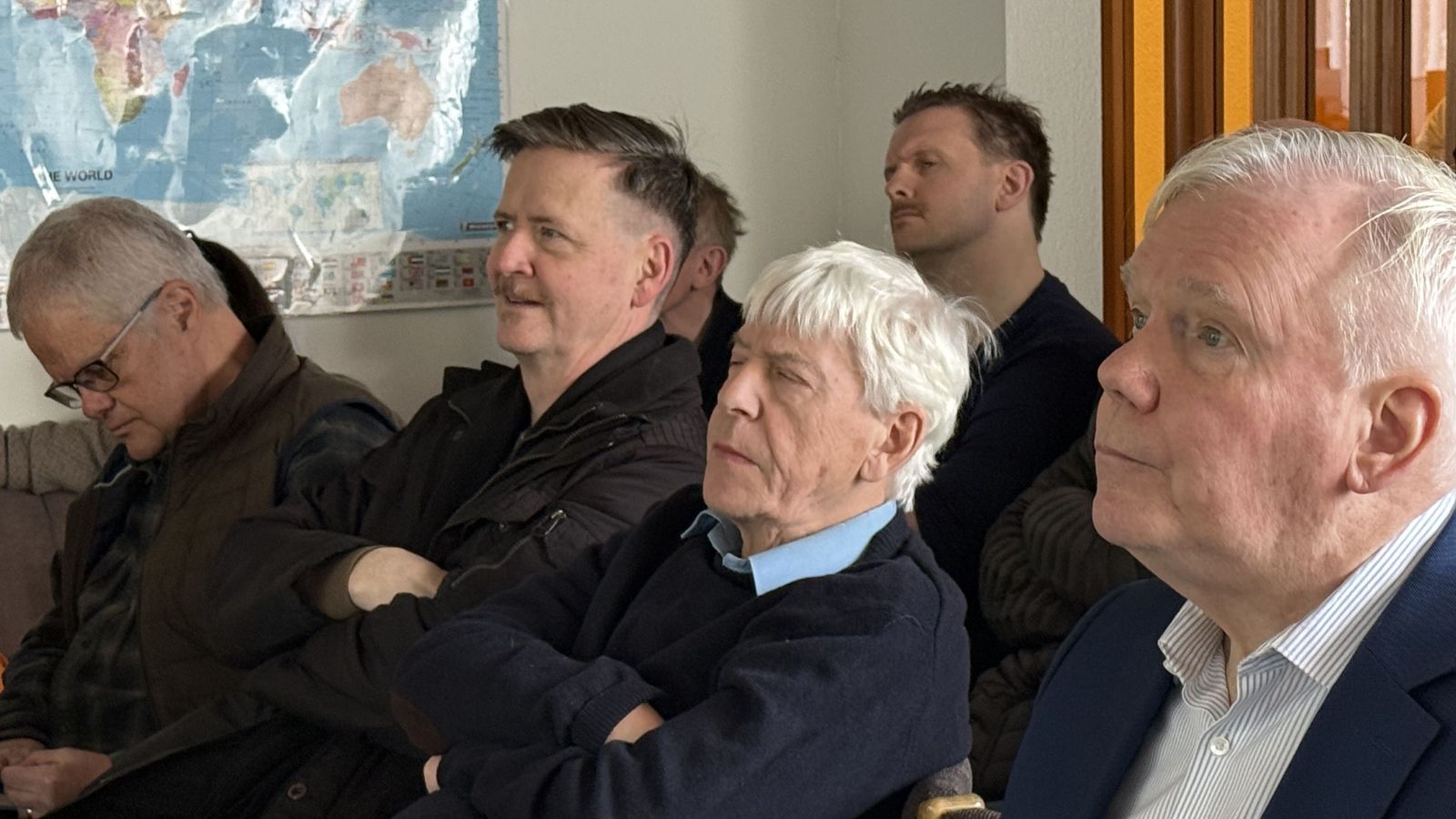 Tekur undir gagn­rýni á um­deildan fyrir­lestur eigin stofnunar