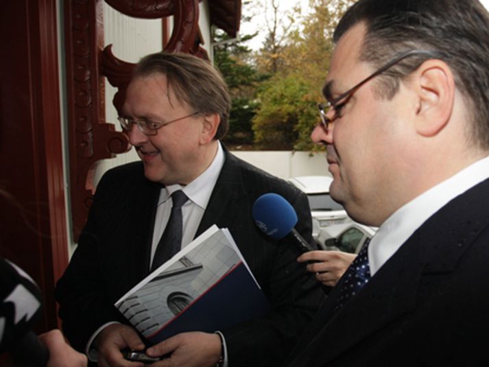 Halldór og Sigurjón koma í Ráðherrabústaðinn sunnudaginn 5. október 2008.