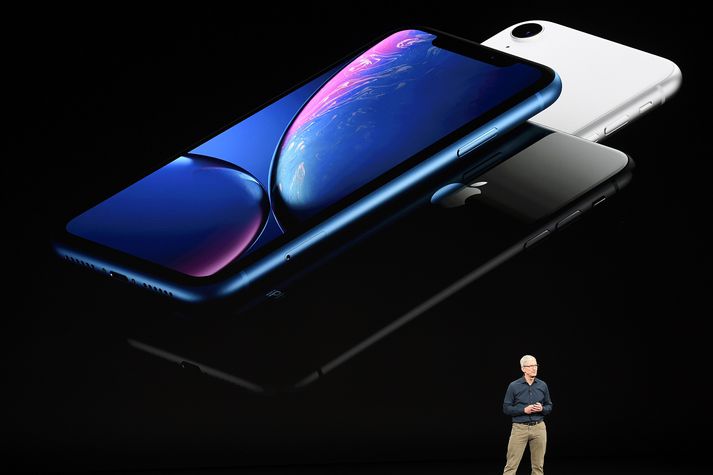 Tim Cook, forstjóri Apple, þegar hann kynnti iPhone Xs fyrir ári síðan.