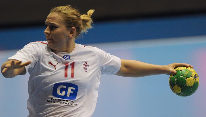 Kristina Bille skorar í leik með danska landsliðinu