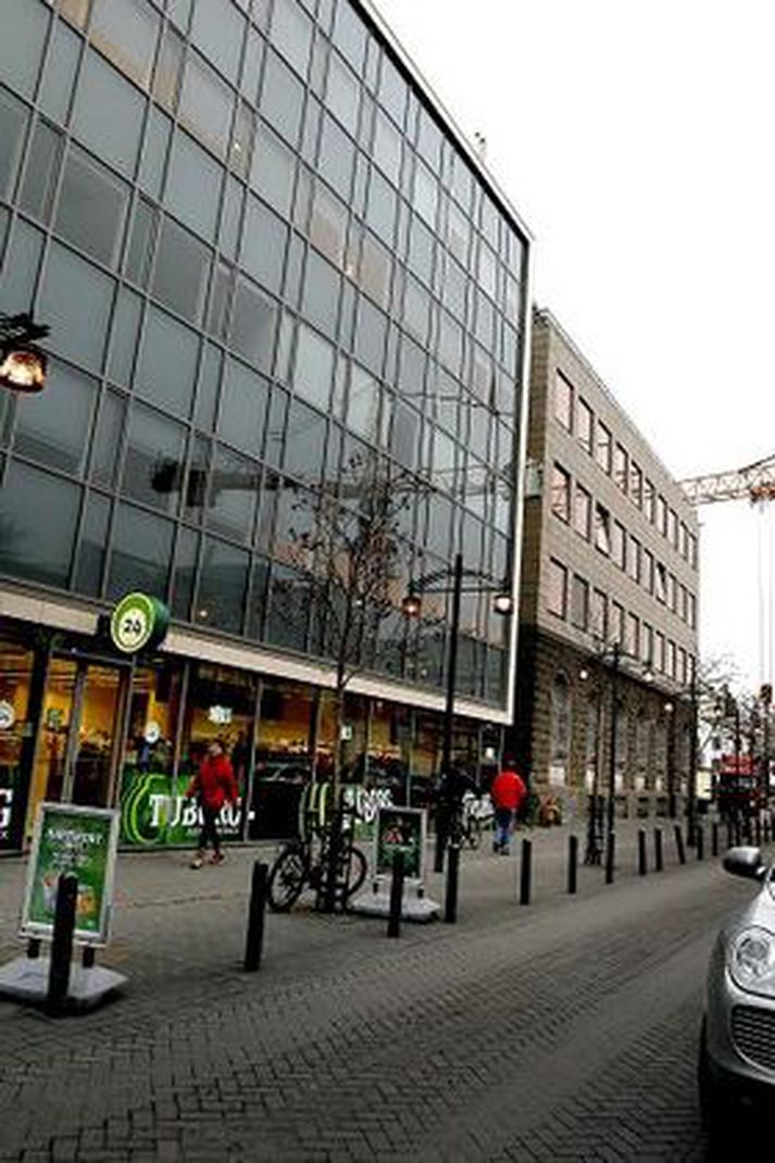 Atvikið átti sér stað í Austurstræti.