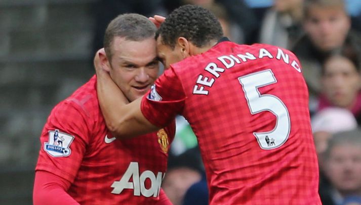 Rooney fagnar hér öðru marki sínu í leiknum.