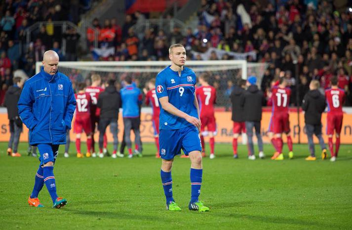 Kolbeinn Sigþórsson og Emil Hallfreðsson svekktir í leikslok.