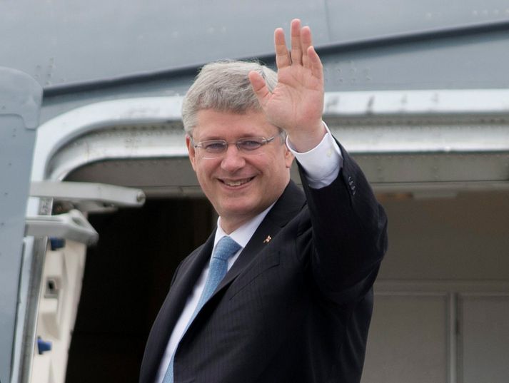 Stephen Harper, forsætisráðherra Kanada, hélt til Brussel í gær.