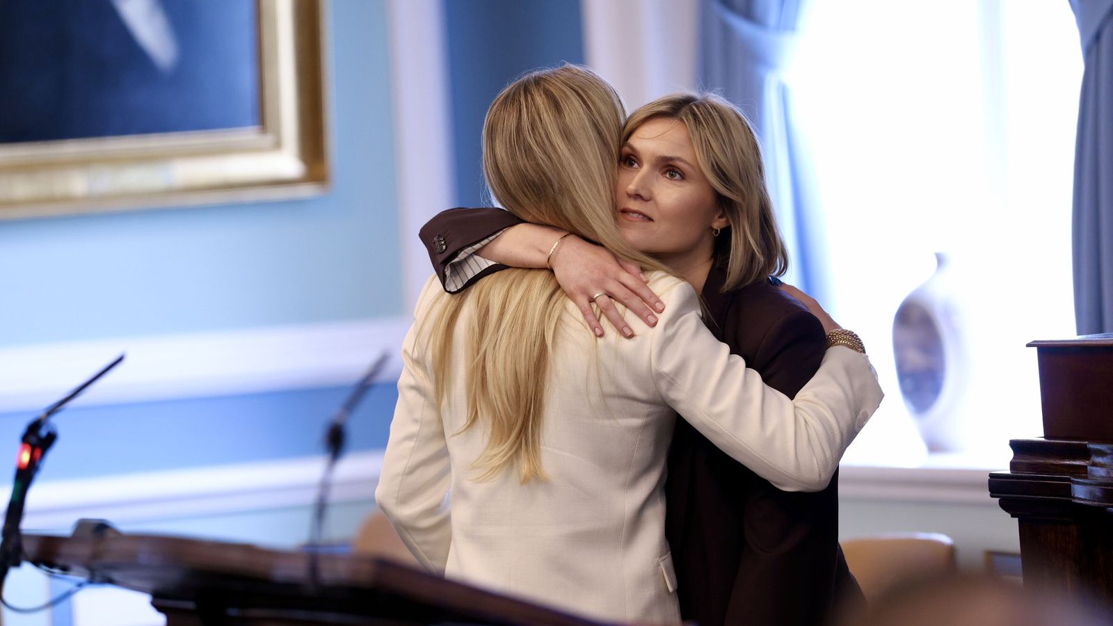 Myndaveisla: Tárin streymdu þegar Ás­laug kvaddi
