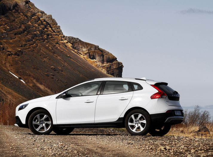 Volvo V40 Cross Country er snoturlega teiknaður bíll.