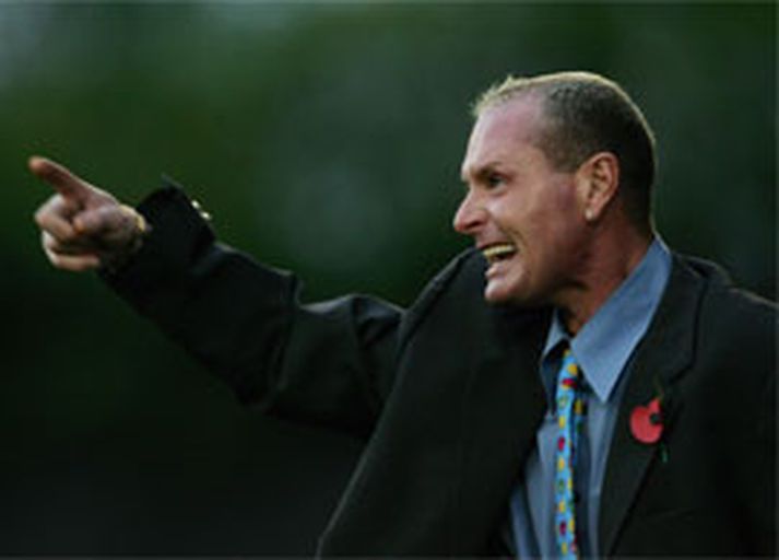 Paul Gascoigne var handtekinn vegna gruns um líkamsárás