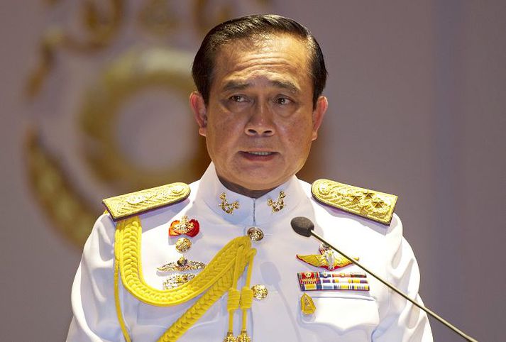 Prayuth Chan-ocha hefur formlega tekið við embætti forsætisráðherra.