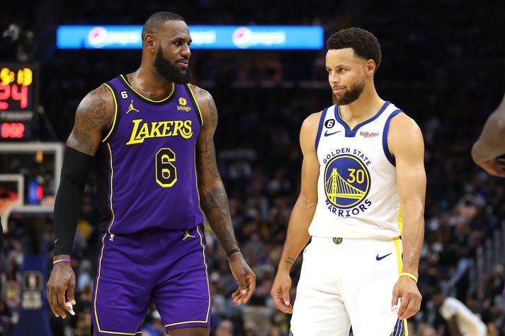 LeBron James og Stephen Curry stíga enn einn dansinn í úrslitakeppninni.