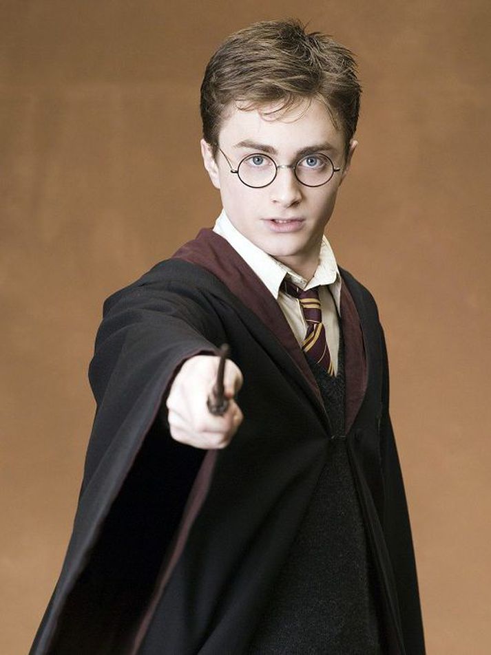 Þótt rannsóknum á því hvernig gera megi hluti ósýnilega hafi fleygt fram á síðustu árum eru huliðsskikkjur eins og sú sem Harry Potter á enn fjarlægur draumur.
