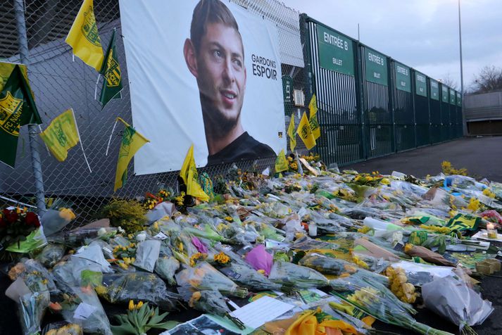 Hér minnast stuðningsmenn Nantes Emiliano Sala.