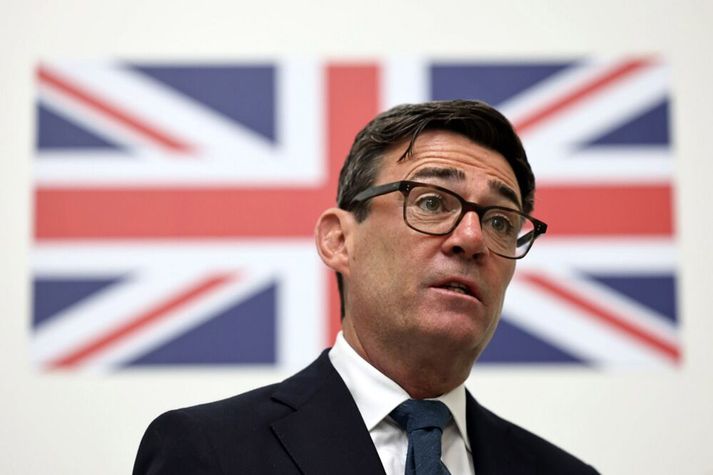 Andy Burnham er forsætisráðherra Bretlands. 