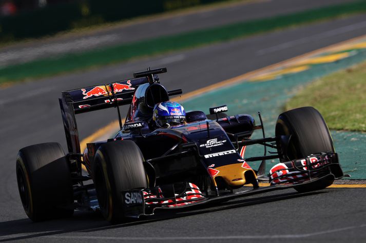 Max Verstappen á Toro Rosso bílnum í Ástralíu.