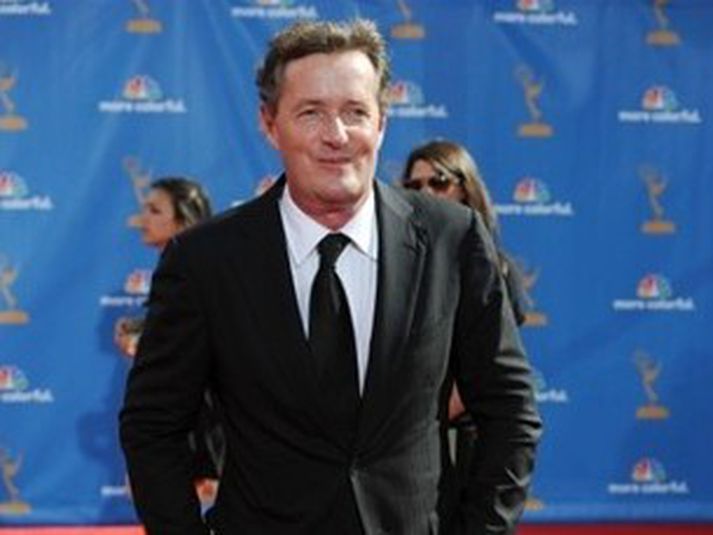 Piers Morgan mun fylla skarð Larrys King þegar að hann hættir.