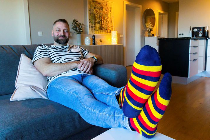 Fjölskyldan sameinast í umsýslu áskriftarþjónustu Smartsocks og segir Guðmundur Már Ketilsson, stofnandi fyrirtækisins, að oft séu þetta gæðastundir fjölskyldunnar þegar verið er að pakka og ganga frá sendingum til viðskiptavina. Ekkert síður sé gaman að sjá að með rekstrinum eru krakkarnir líka að læra að það þarf að hafa fyrir hlutunum.