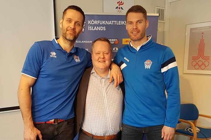 Hannes Sigurbjörn Jónsson með þeim Hlyni Bæringssyni og Jóni Arnóri Stefánssyni.