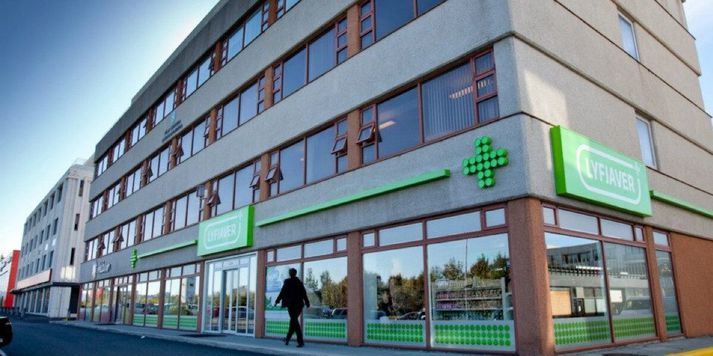 Lyfjaver rekur tvö apótek og lyfjaheildsölu, auk þess að hafa byggt upp leiðandi stöðu í vélskömmtun lyfja og lyfjaþjónustu við heilbrigðisstofnanir.