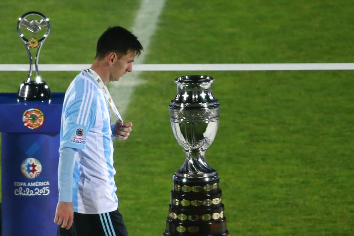 Lionel Messi þurfti enn og aftur að bíta í það súra epli að verða af titli með landsliði Argentínu.