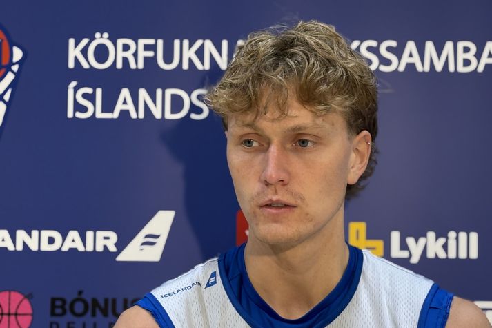 Hilmar Smári segir erfitt að sjá landsliðsfélaga kvarnast úr hópi Íslands en fagnar því að lokahópurinn sé klár. Spennan er mikil fyrir EM.