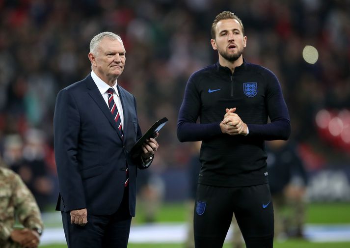 Greg Clarke og Harry Kane á góðri stundu. Sá fyrrnefndi hefur nú sagt starfi sínu lausu.