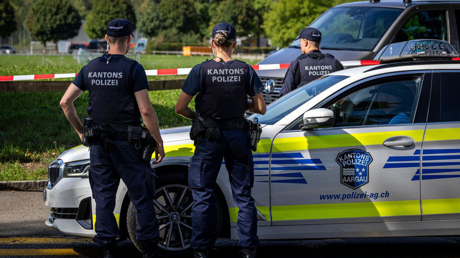 Á­rásar­maðurinn enn ó­fundinn