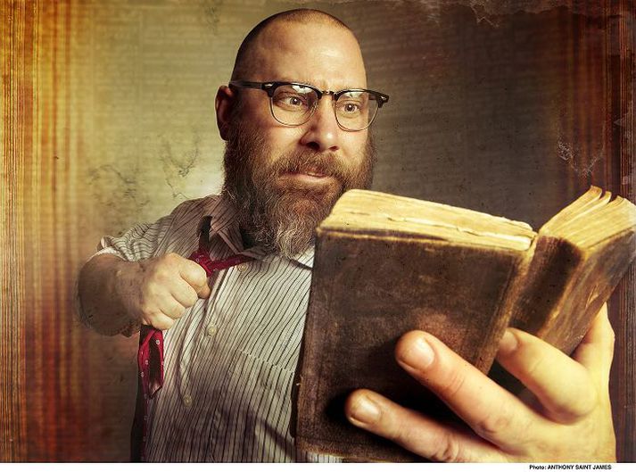 beinskeyttur Textar bandaríska rapparans Sage Francis þykja sérlega beinskeyttir.