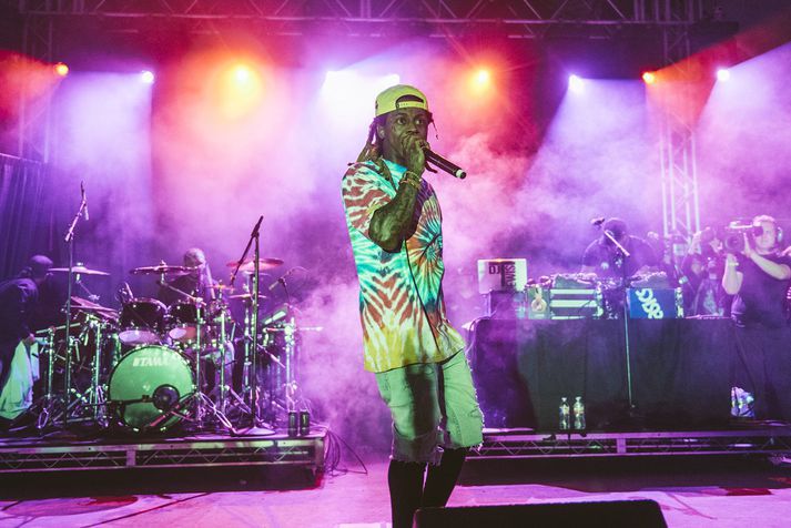 Lil Wayne átti að koma fram í Las Vegas í nótt.