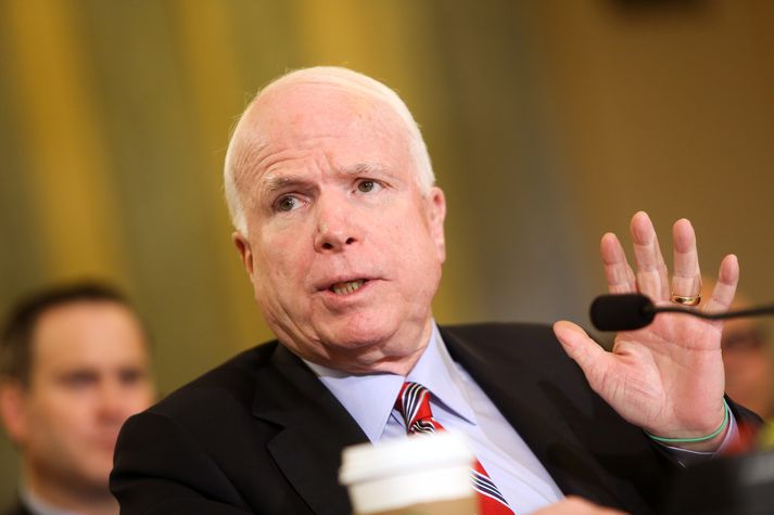 Fyrrverandi forsetaframbjóðandinn John McCain er sammála Obama.