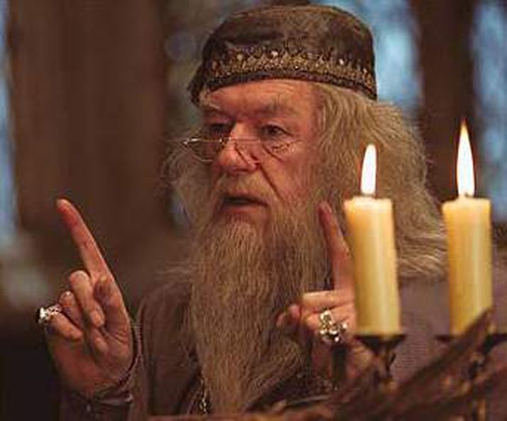 Michael Gambon leikur Dumbledore í Harry Potter myndunum.