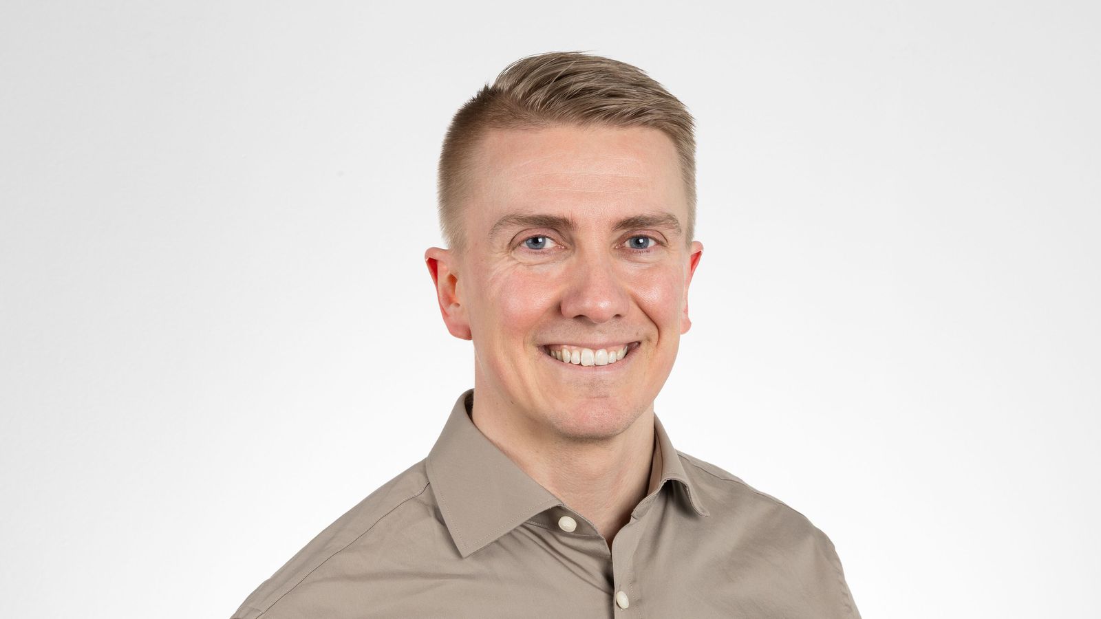 Óli Páll til APRÓ