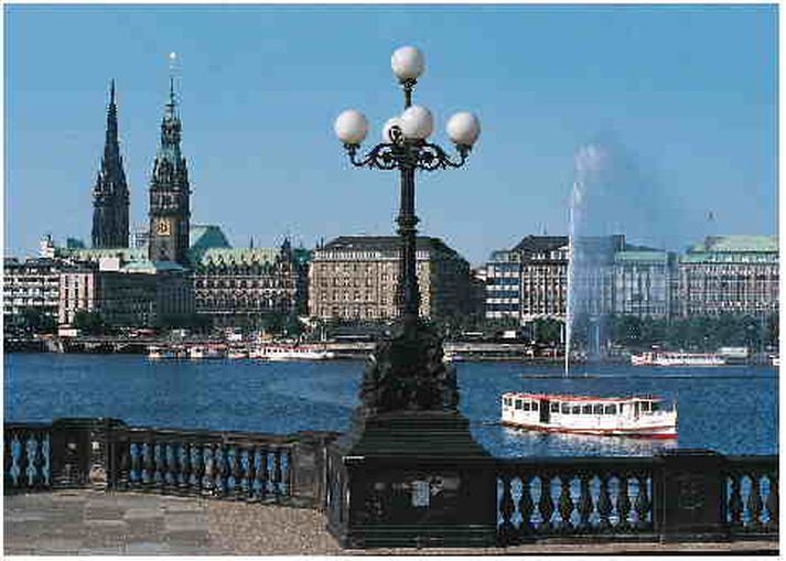 Frá Hamborg.