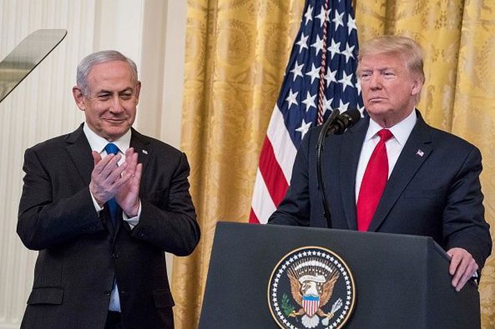 Benjamin Netanyahu, forsætisráðherra Ísrael, þakkaði Trump fyrir aðkomu sína að samkomulaginu.