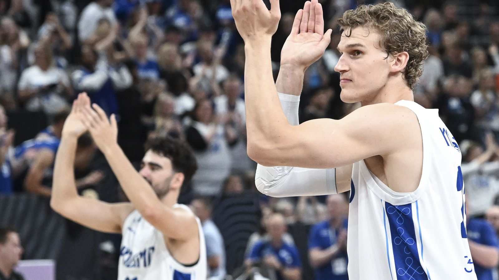 Markkanen skoraði 43 stig á 23 mínútum á EM í kvöld