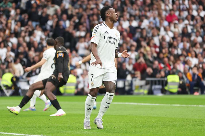 Vinicius Junior gat komið Real Madrid í 1-0 á þrettándu mínútu en Giorgi Mamardashvili varði víti frá honum.