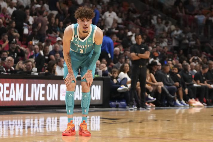 LaMelo Ball var valinn nýliði ársins í NBA 2021.