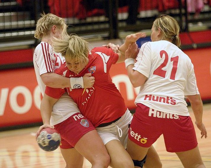 Hafrún Kristjánsdóttir er hér í baráttunni í leik gegn Haukum.