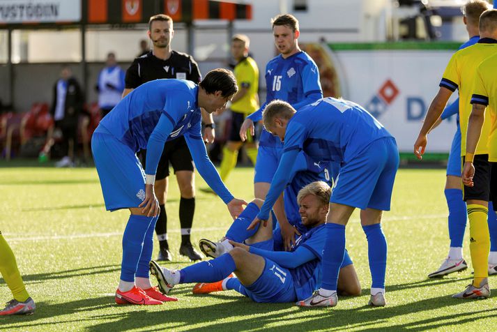 Íslendingar eru í 4. sæti síns riðils í undankeppni EM U-21 árs landsliða en aðeins einu stigi frá toppnum.