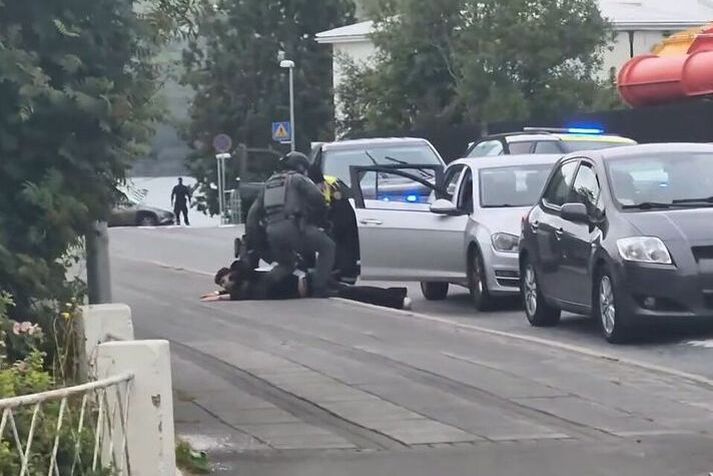 Leikfangabyssurnar voru keyptar í Kids Cool Shop á Glerártorgi í gær samkvæmt heimildum fréttastofu. 