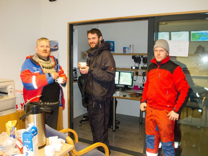 Ekkert amaði að manninnum þegar hann fannst en hann var skelkaður í vonskuveðrinu.