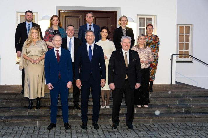 Ríkisstjórnarflokkarnir þrír mælast með eingöngu nítján þingmenn inni á þingi.