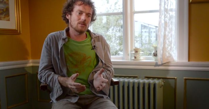 Viðtölin við Damien Rice og samstarfsfólk hans eru tekin í Iðnó.