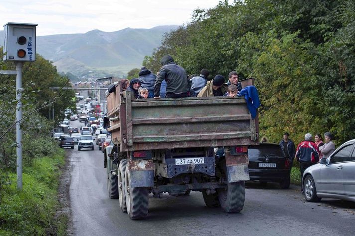 Sérfræðingar segja flesta íbúa svæðisins munu velja að flytjast til Armeníu, frekar en að tilheyra Aserbaídsjan.