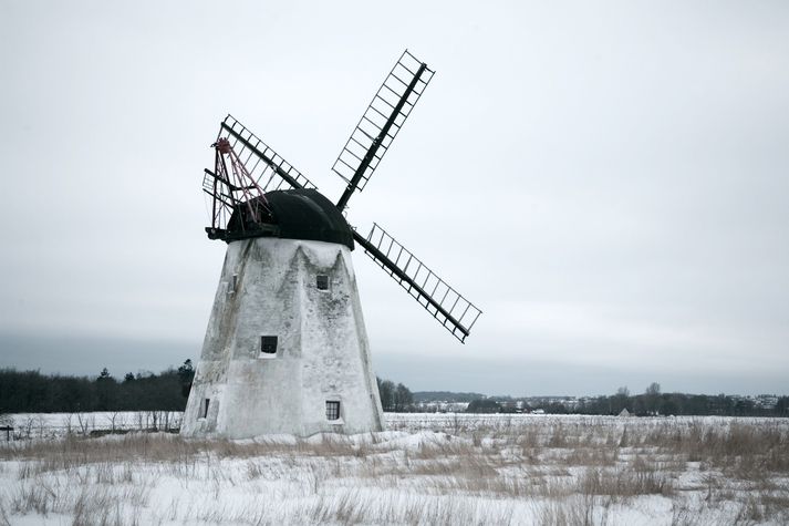 Um 40 þúsund manns búa á Borgundarhólmi.