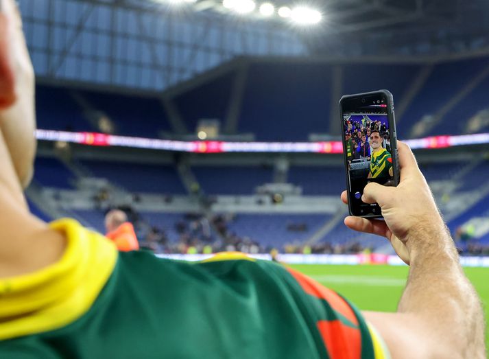 Samfélagsmiðlar spila stórt hlutverk í að auka vinsældir íþrótta og nú fer fótboltinn á Englandi nýjar leiðir. 