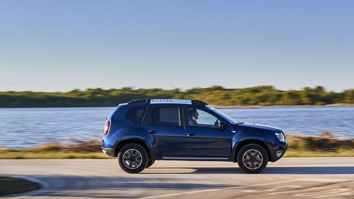 Dacia Duster hefur frá upphafi verið vinsælasti Dacia-bíllinn, bæði á einstaklingsmarkaði og hjá fyrirtækjum.