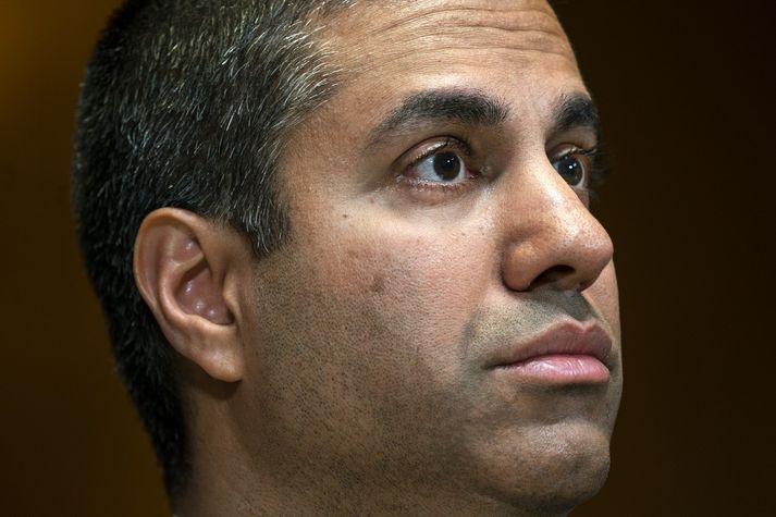 Ajit Pai, forstjóri Fjármálaeftirlits Bandaríkjanna, segir lög Kaliforníu um nethlutleysi koma niður á neytendum.
