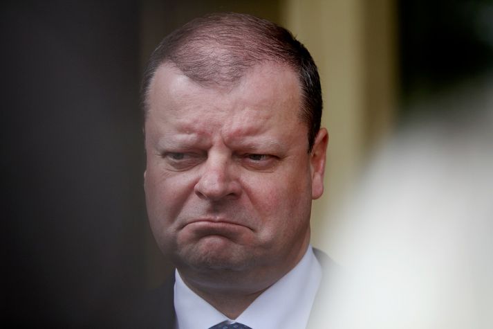 Skvernelis ætlar að láta af embætti forsætisráðherra 12. júlí.