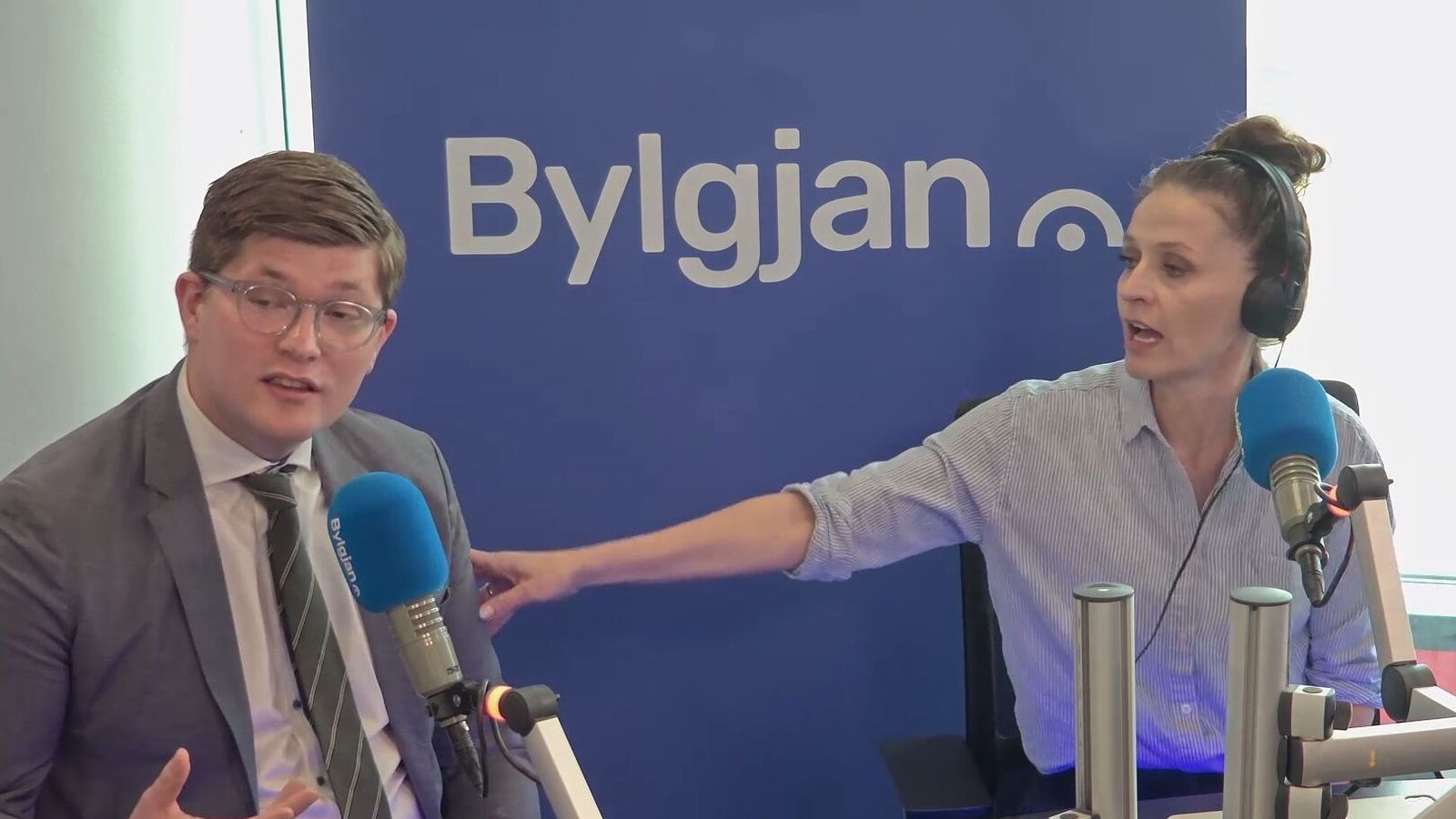 Framíkalli svarað með poti í oddvitarimmu